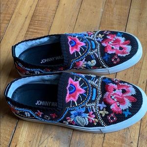 Johnny Was Festival Embroidered Sneakers Size 7